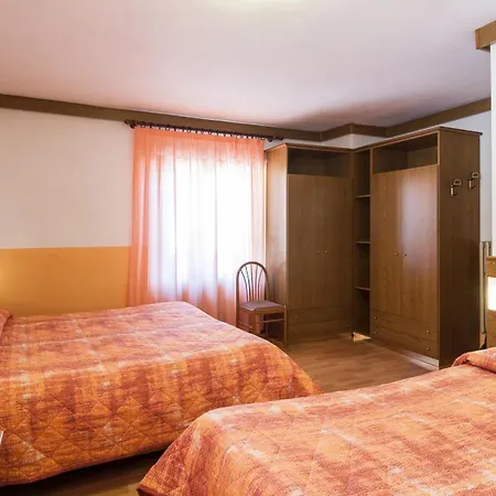 Edelweiss Con Ristorante Note Di Gusto 3*